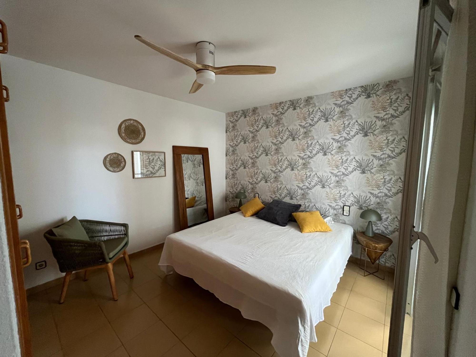 Moderno Apartamento Vacacional Deltebre Bagian luar foto